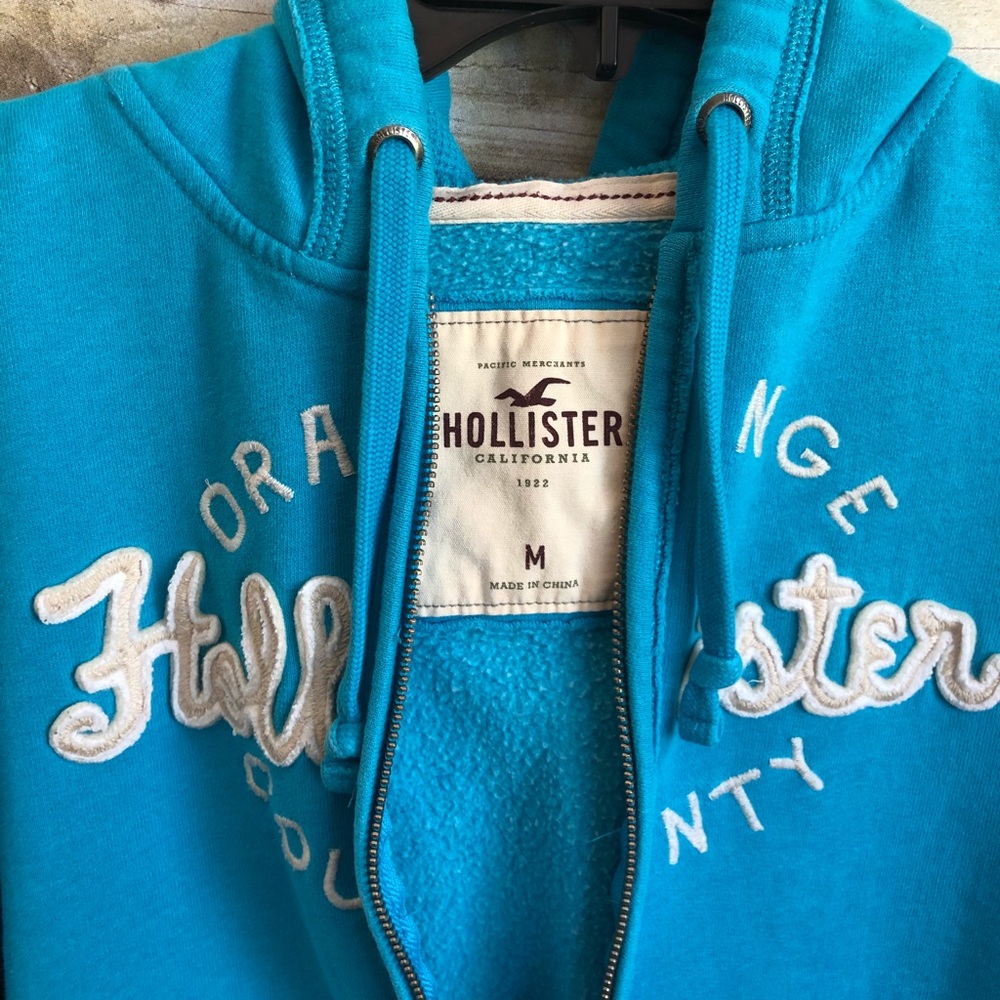 Hollister Zip-up Jacket w/ Hood - Picture 2 of 3